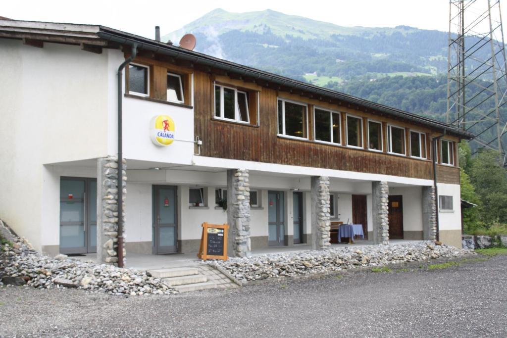 Хостел Sporti Grusch Екстер'єр фото
