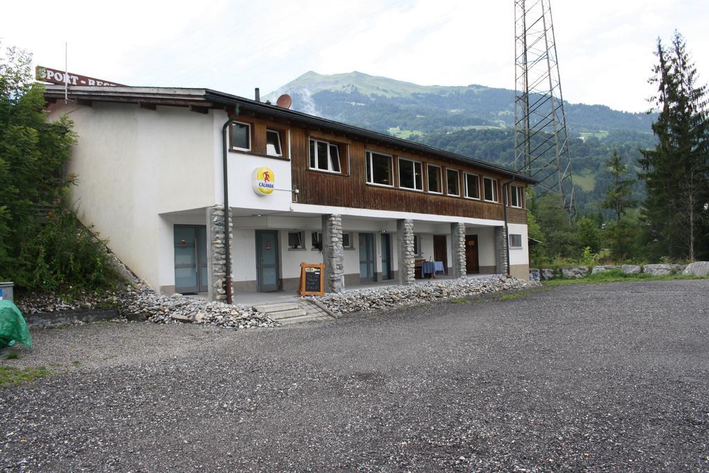 Хостел Sporti Grusch Екстер'єр фото
